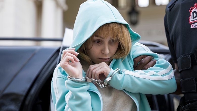 кадр из фильма Девушка, убившая своих родителей