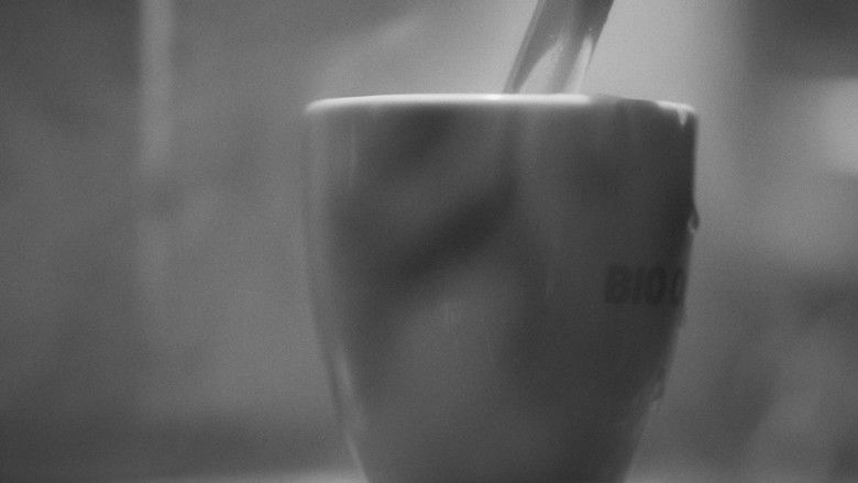 кадр из фильма Entre Mesas