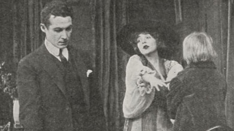 кадр из фильма Oil and Water