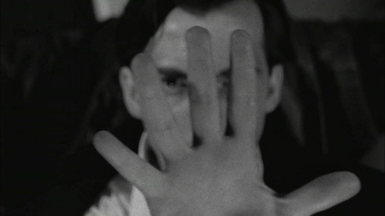 кадр из фильма Devil Doll