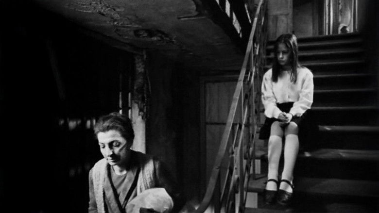 кадр из фильма A Ay