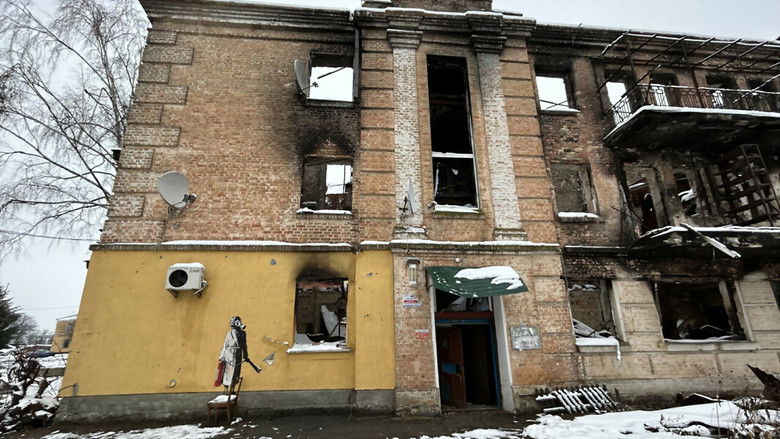 кадр из фильма War Zone: Bear Grylls Meets President Zelenskyy