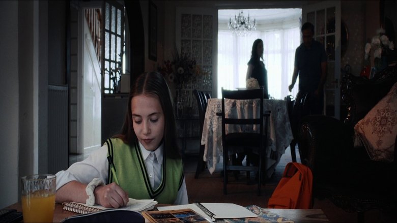 кадр из фильма Исход