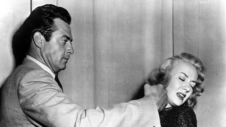 кадр из фильма FBI Girl