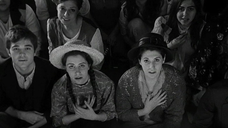 кадр из фильма Miss Ellis Island