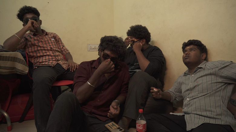 кадр из фильма காட்டு காமெடி