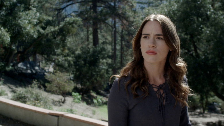 кадр из фильма Одна из нас