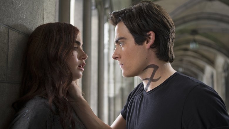 кадр из фильма Орудия смерти: Город костей