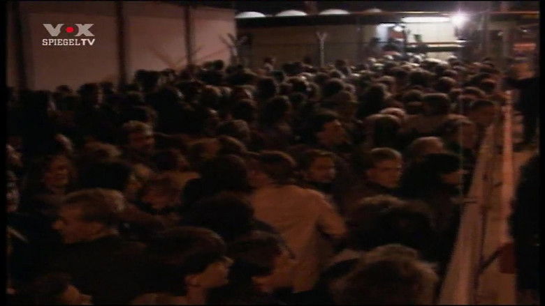 кадр из фильма Der letzte Sommer der DDR