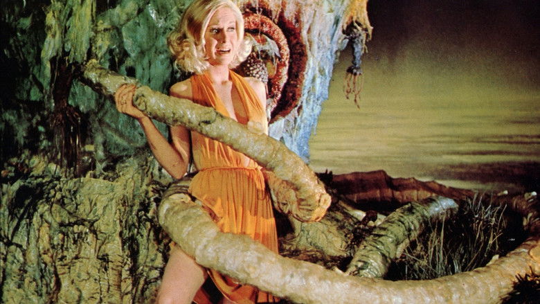 кадр из фильма The Lost Continent