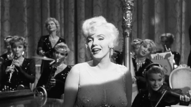 кадр из фильма В джазе только девушки