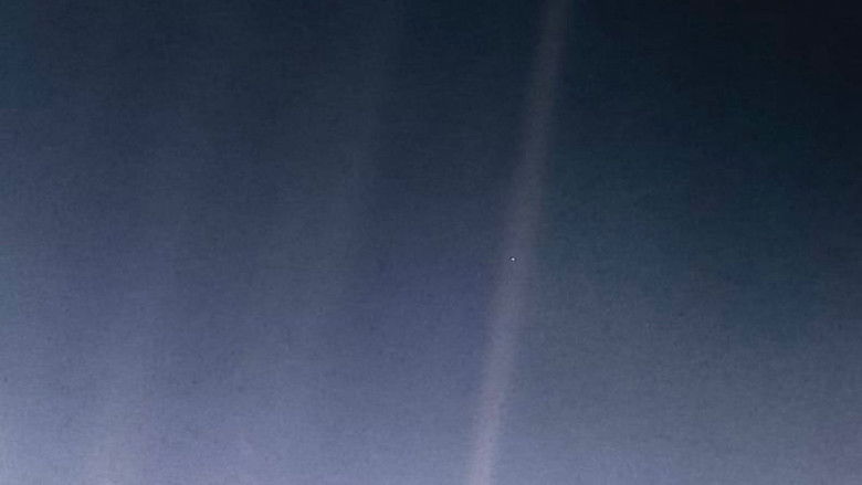 кадр из фильма Voyager: To the Final Frontier