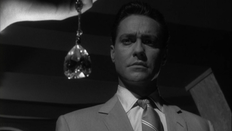 Погоня за мрачной тенью