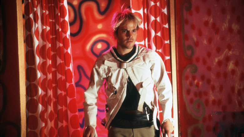 кадр из фильма Безумный Сесил Б.