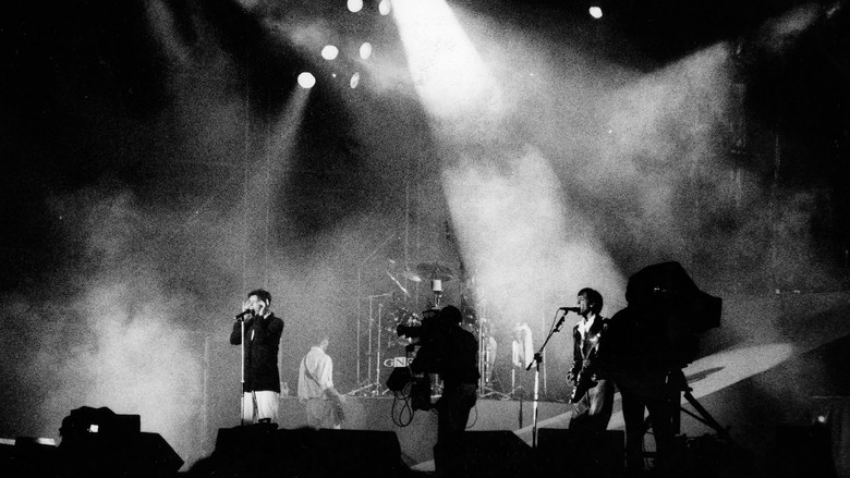 кадр из фильма GNR ao vivo no Estádio de Alvalade