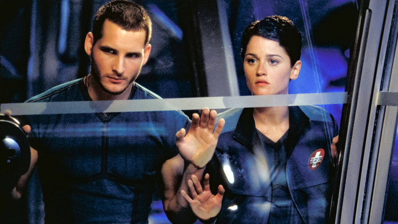 кадр из фильма Сверхновая