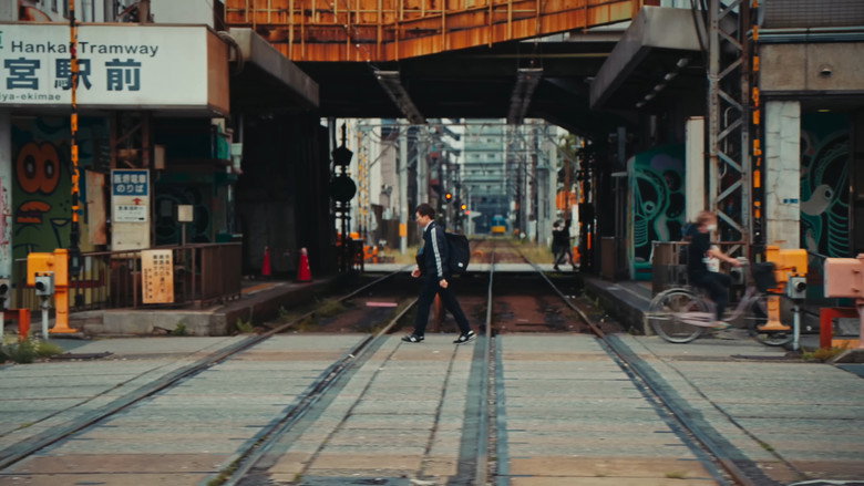 кадр из фильма JAPAN