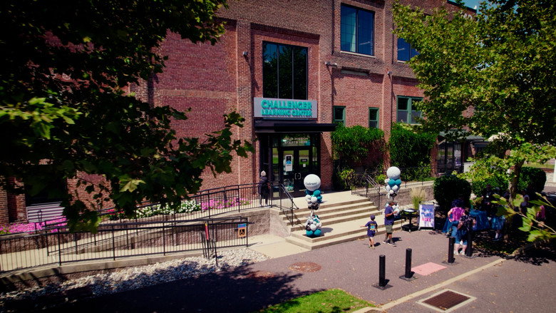 кадр из фильма Mission: Inspire - The Challenger Center Story