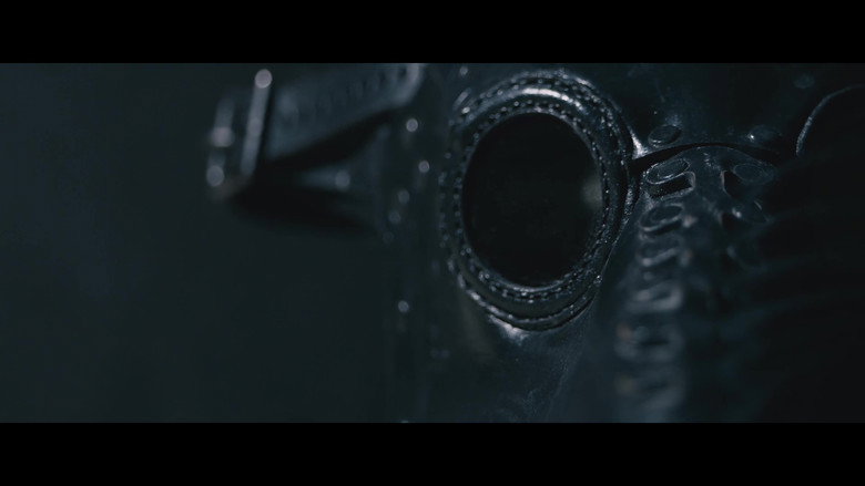 кадр из фильма Le Corbeau