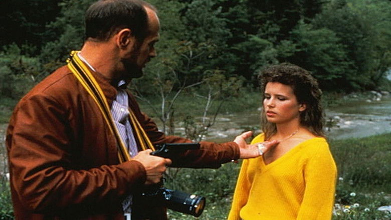 кадр из фильма Easy Prey