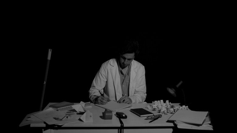 кадр из фильма El Centinela