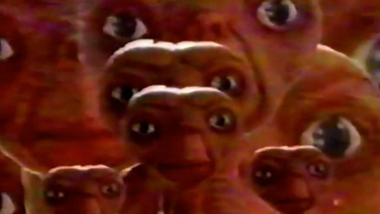 кадр из фильма E.T. and the Hooker Go to Space