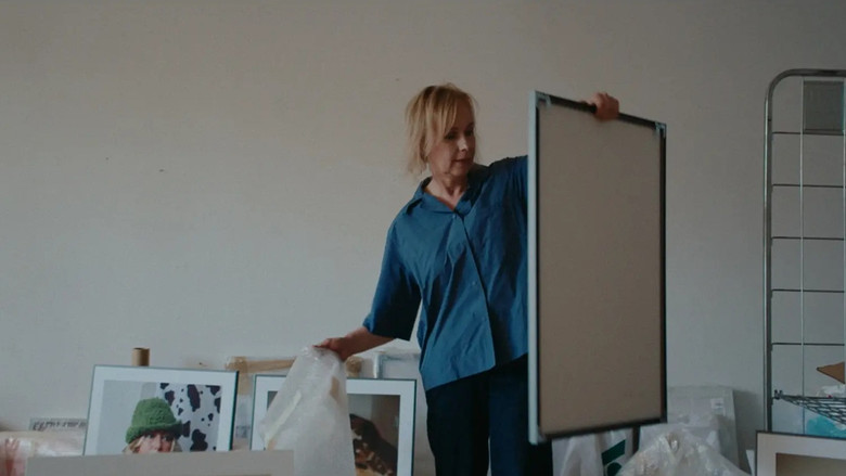 кадр из фильма Naine, kes võtab vähe ruumi