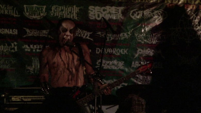 кадр из фильма À l'est de l'enfer