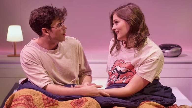 кадр из фильма The Shape of Things