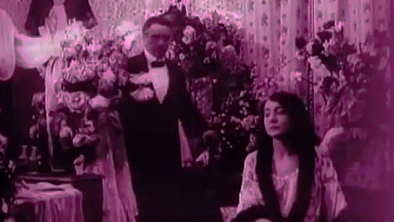 кадр из фильма Сумерки женской души