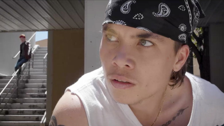 кадр из фильма Double Fisted