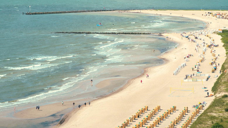 кадр из фильма Südstrand