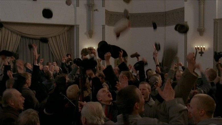 кадр из фильма Имена в граните