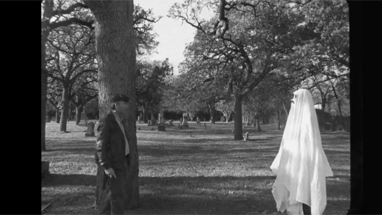 кадр из фильма The Keeper and the Ghost