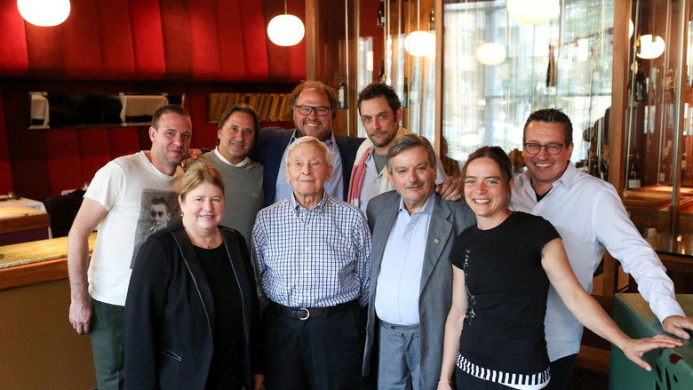 кадр из фильма 100 ans à table