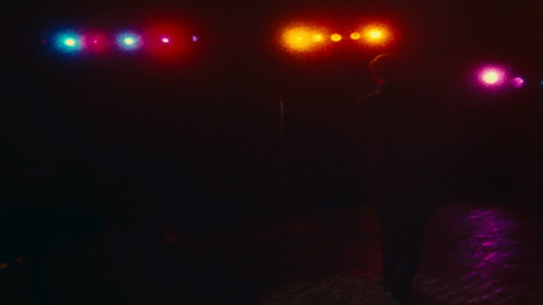 кадр из фильма La Solitude du chanteur de fond