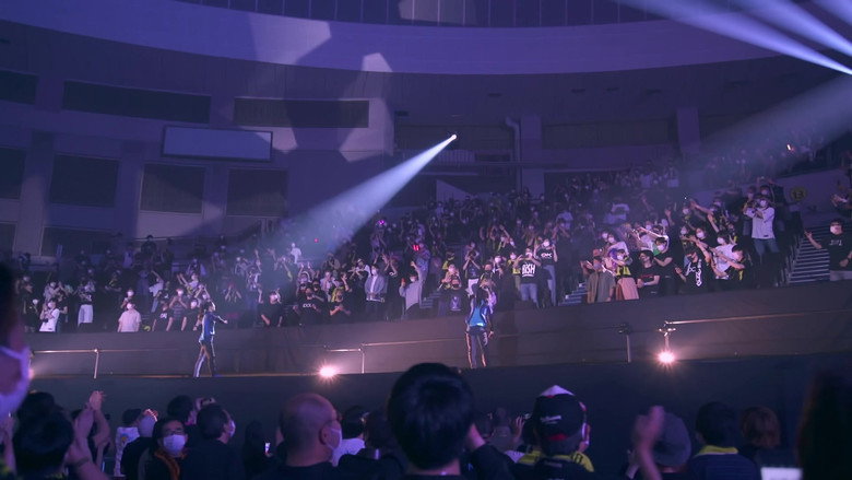 кадр из фильма BiSH SPARKS “This is not BiSH except BiSH” EPiSODE 4 at 日本ガイシホール