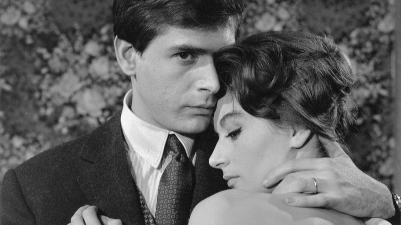 кадр из фильма L'imprevisto