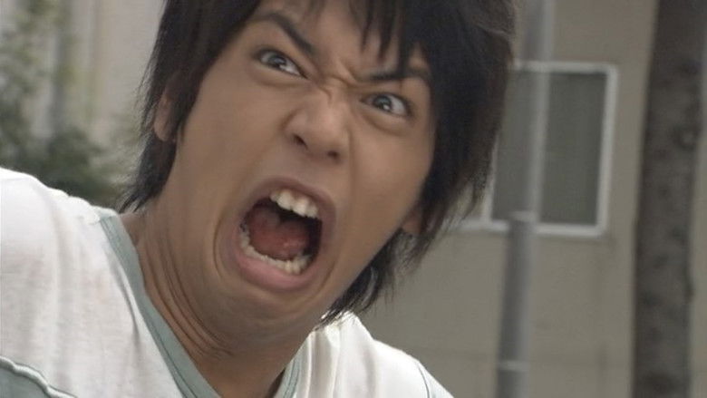 кадр из фильма 仮面ライダーカブト 誕生！ガタックハイパーフォーム!!