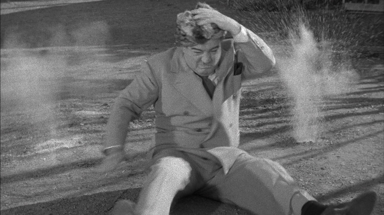 кадр из фильма Comin' Round the Mountain