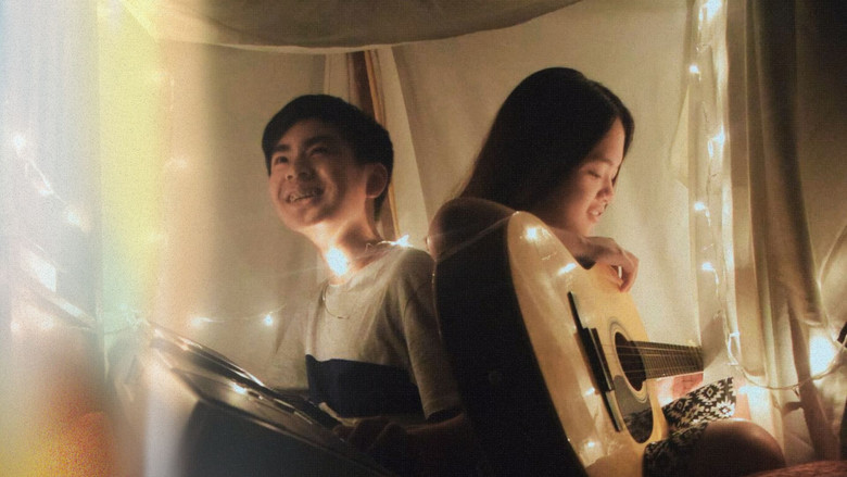 кадр из фильма A Song of Two Voices