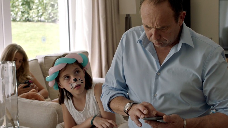 кадр из фильма Те, что работают