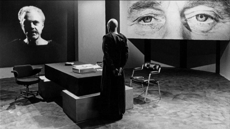 кадр из фильма Too Many Cooks