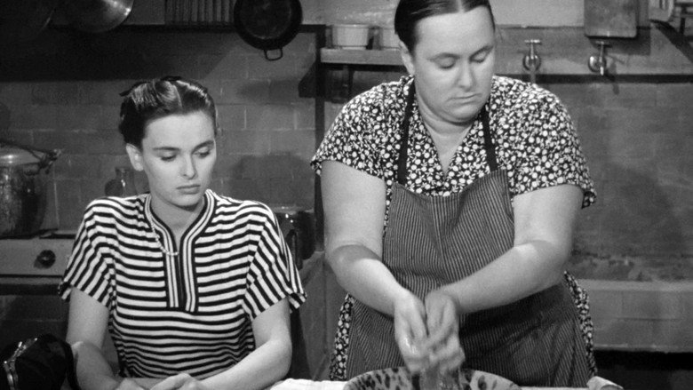 кадр из фильма Девушки с площади Испании