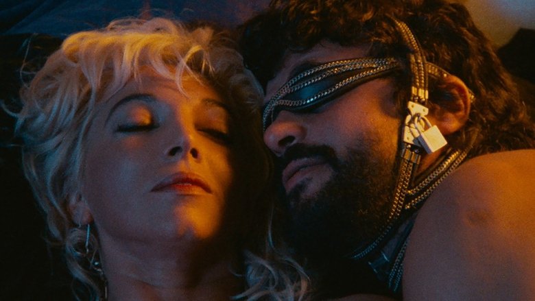 кадр из фильма Notte d'estate con profilo greco, occhi a mandorla e odore di basilico