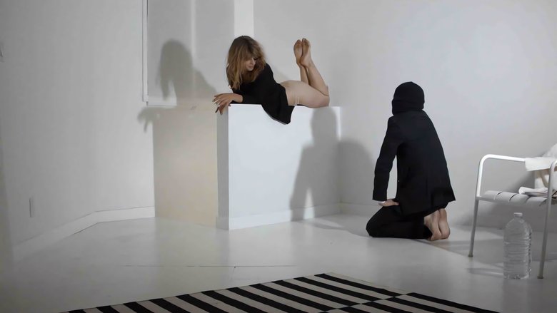 кадр из фильма В поисках наслаждения