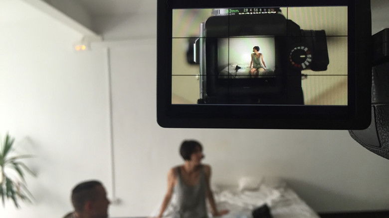 кадр из фильма Recursion