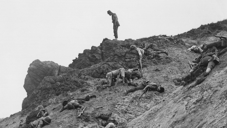 кадр из фильма Полевые огни