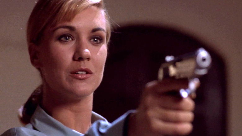 кадр из фильма Чрезмерное насилие 2: Стенка на стенку