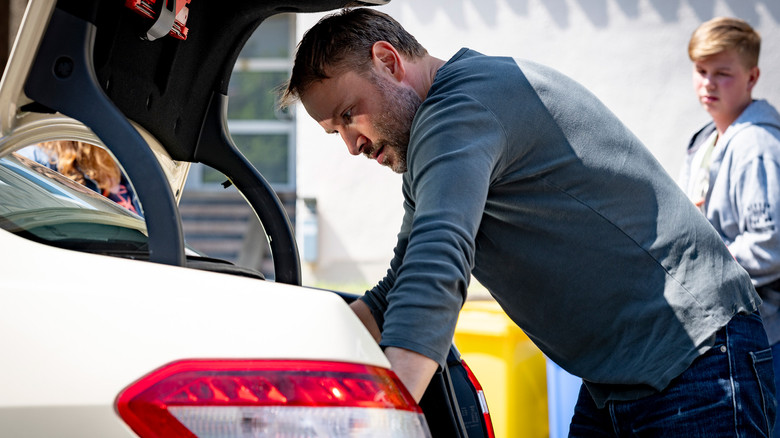 кадр из фильма Es geht um Luis